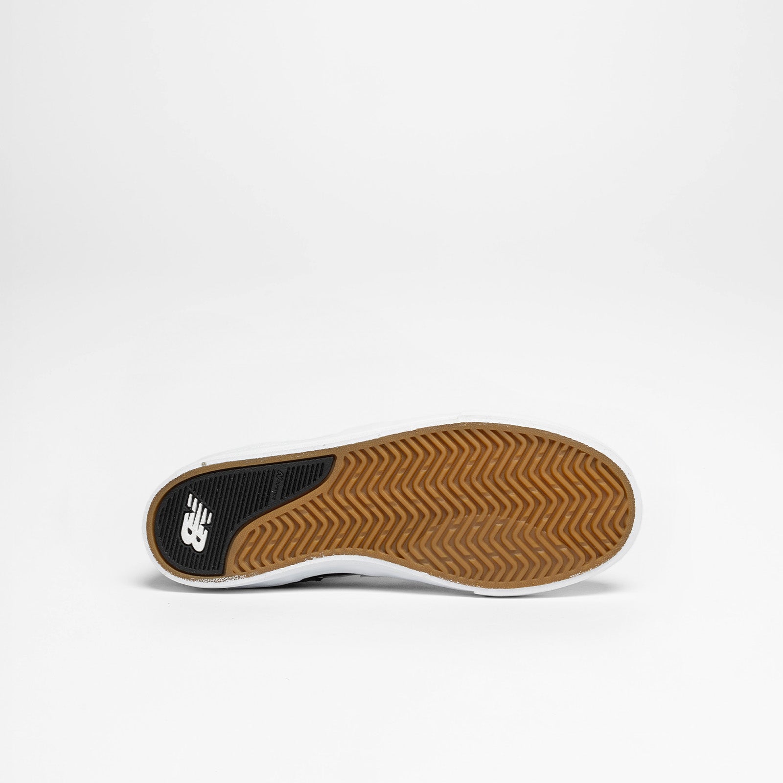 NM306 Jamie Foy Black White