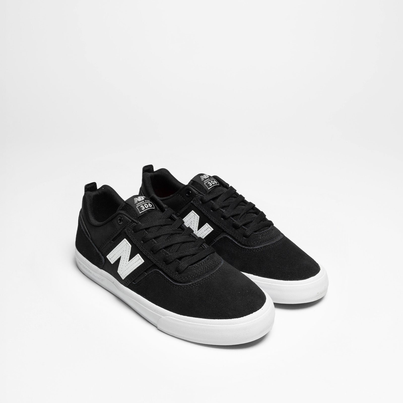 NM306 Jamie Foy Black White