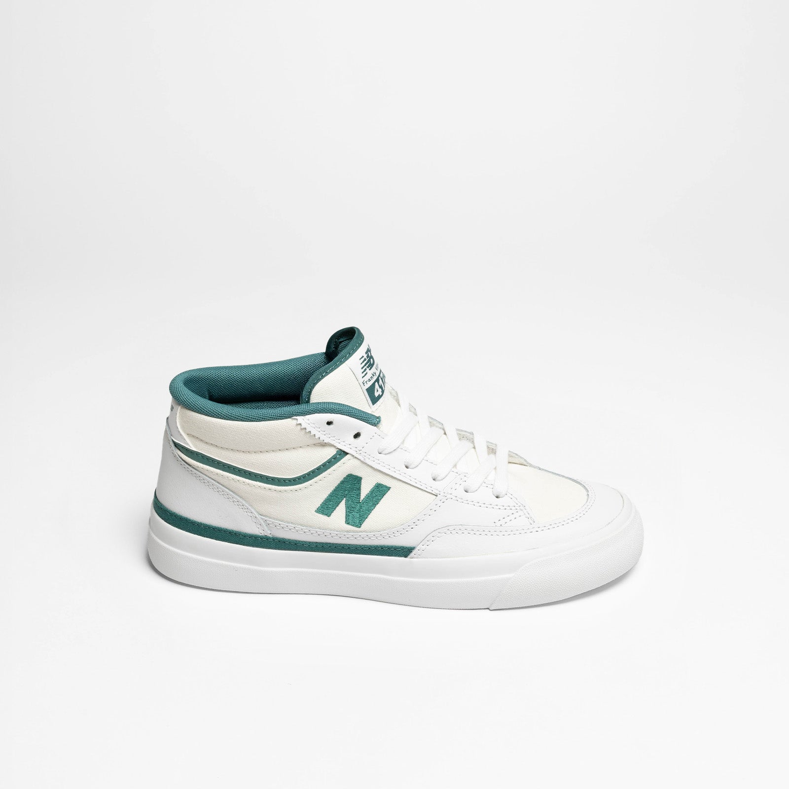 NM417 Franky V. 417 White  Vintage Teal