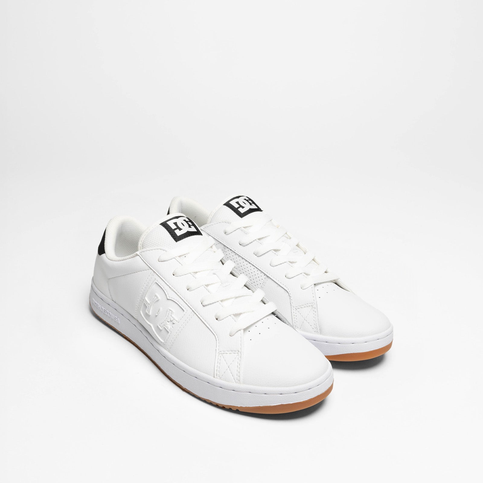 Court Striker Shoe White