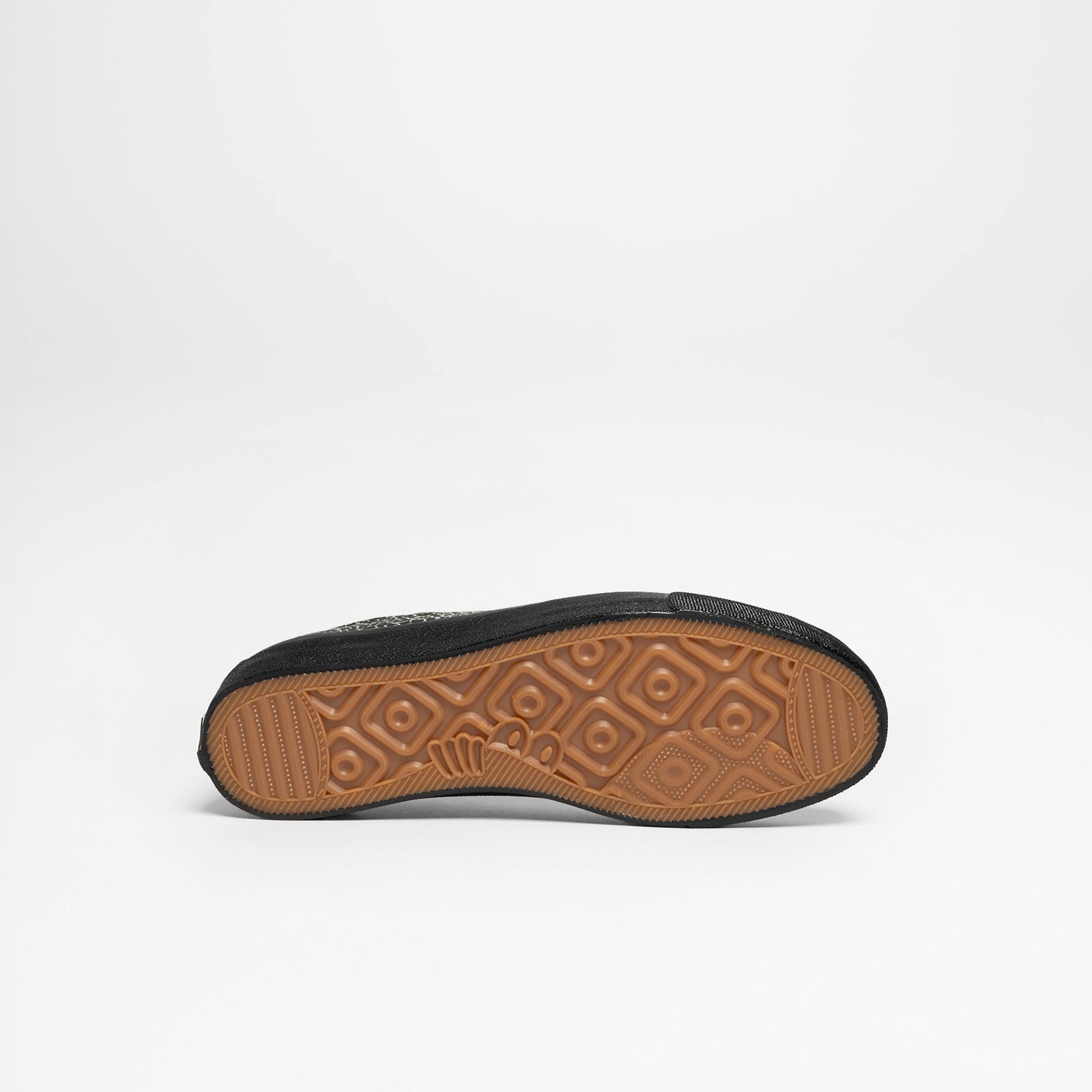 VM003 Canvas Lo Cracked Black White