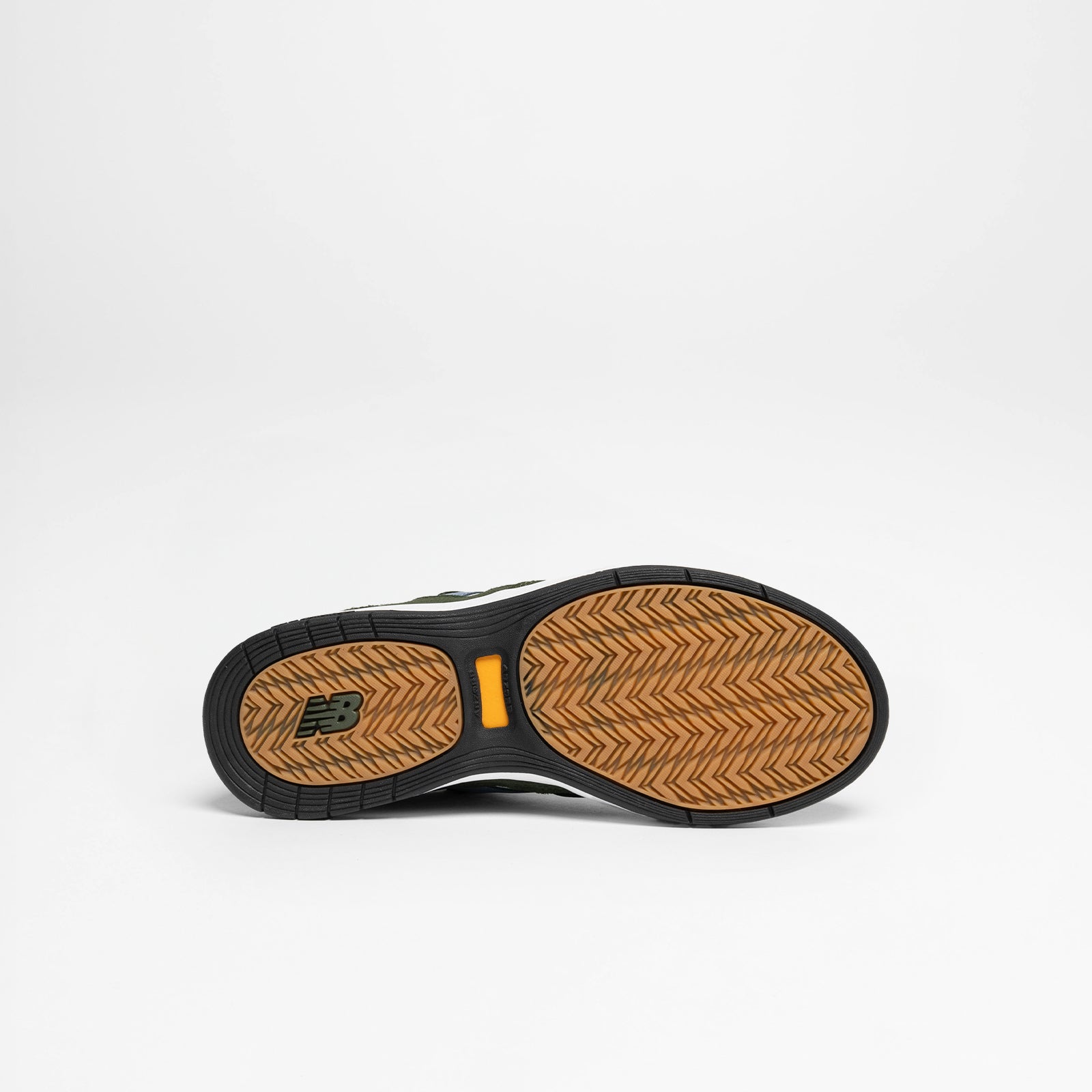 808 Tiago Lemos Olive Black