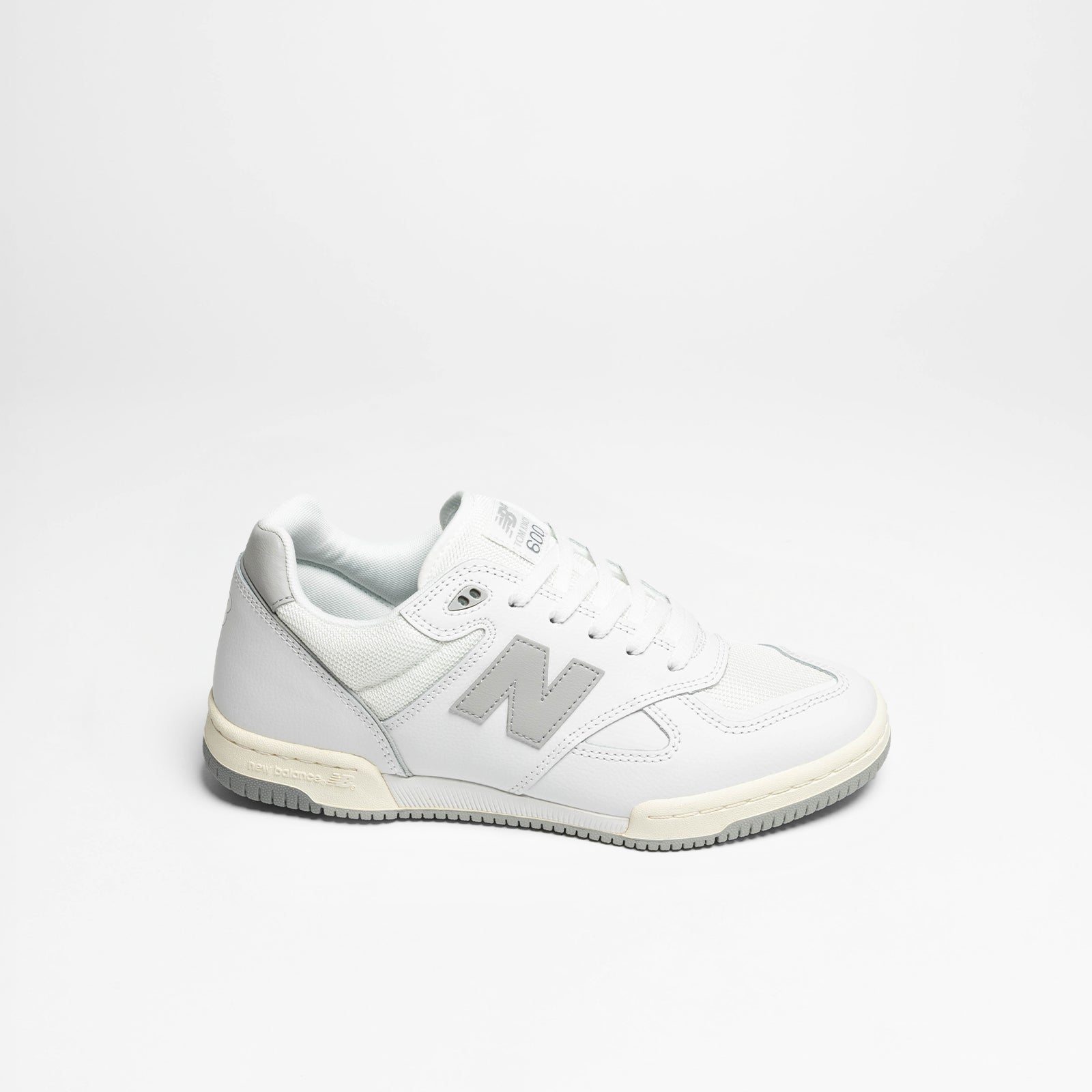 NM600 Tom Knox White Rain Cloud