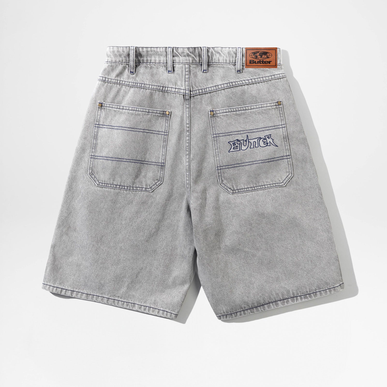 https://cdn02.plentymarkets.com/1t4q64x4rcv9/item/images/6222/full/Butter-0011-Encounter-Denim-Shorts-Washed-Soft-Grey-5.jpg