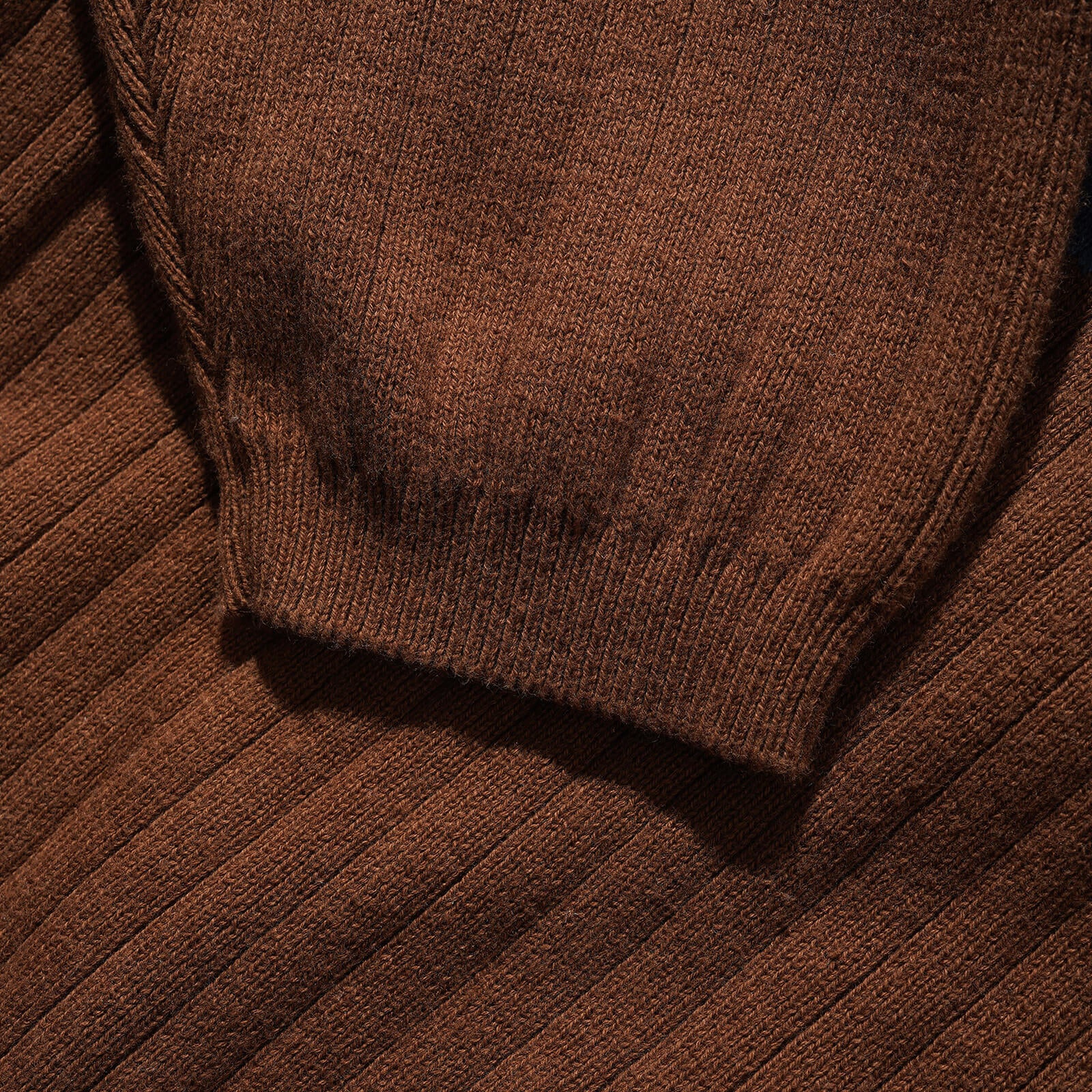 Crest Knit Brown