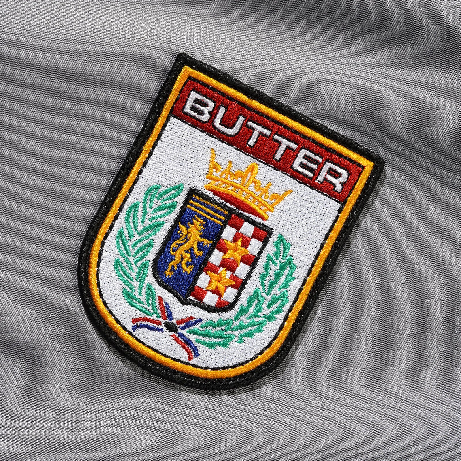 Internationale Track Grey