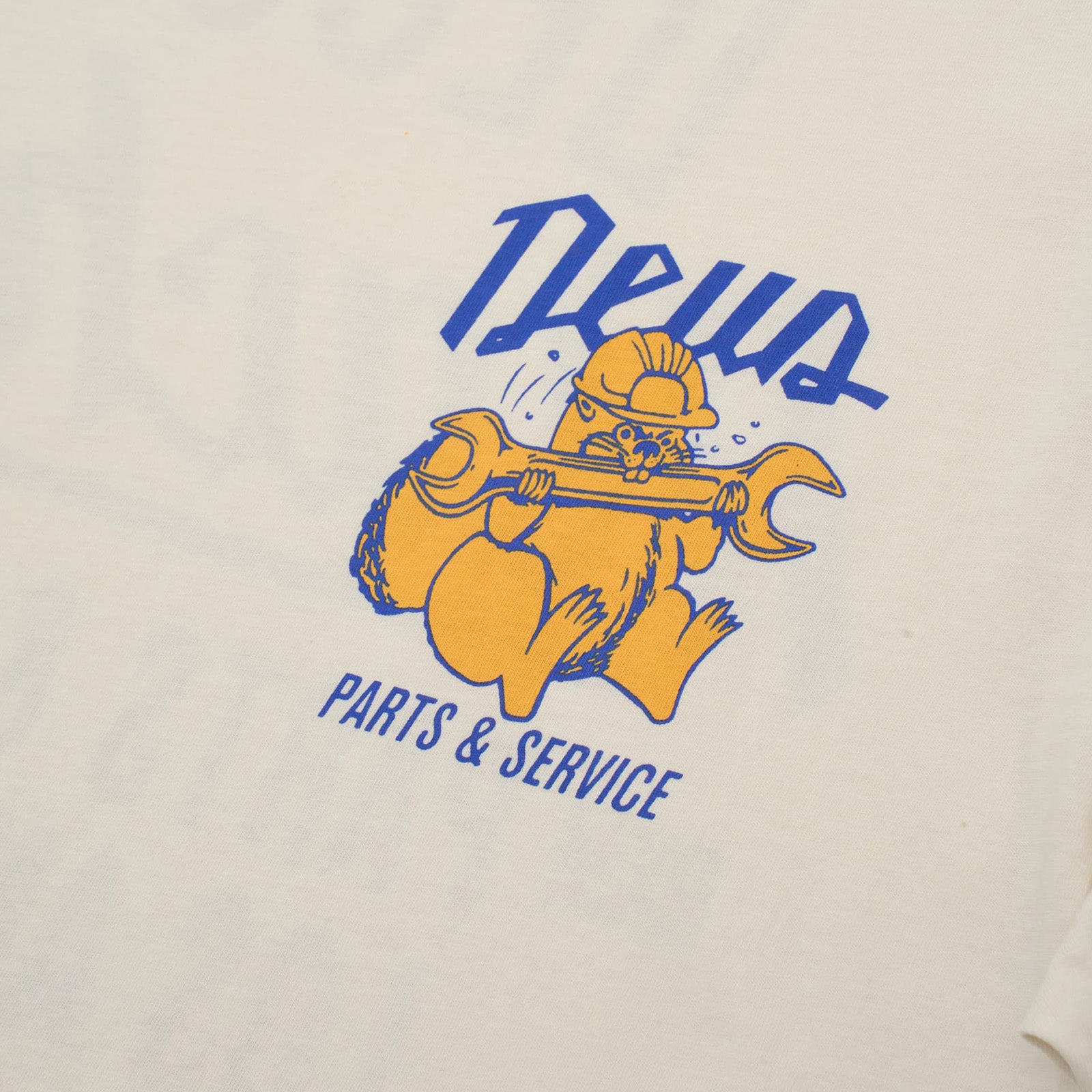 Overbite Dirty White