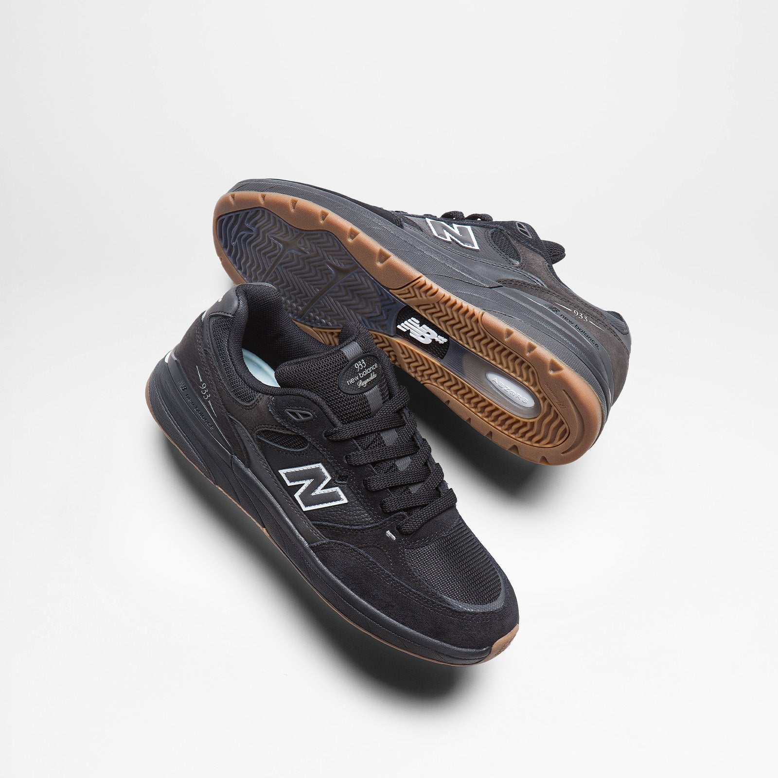 NM933 Reynolds Black Black