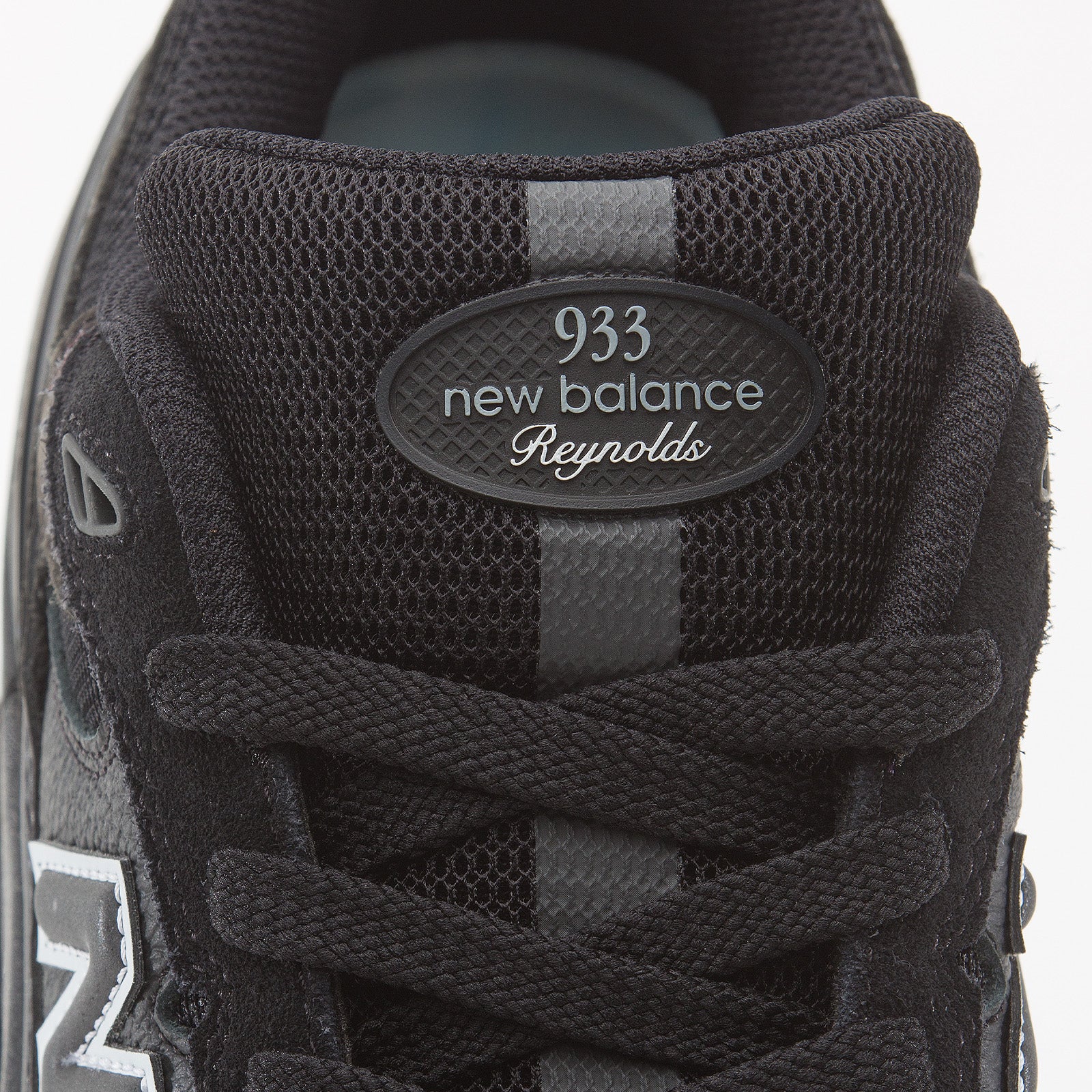 NM933 Reynolds Black Black