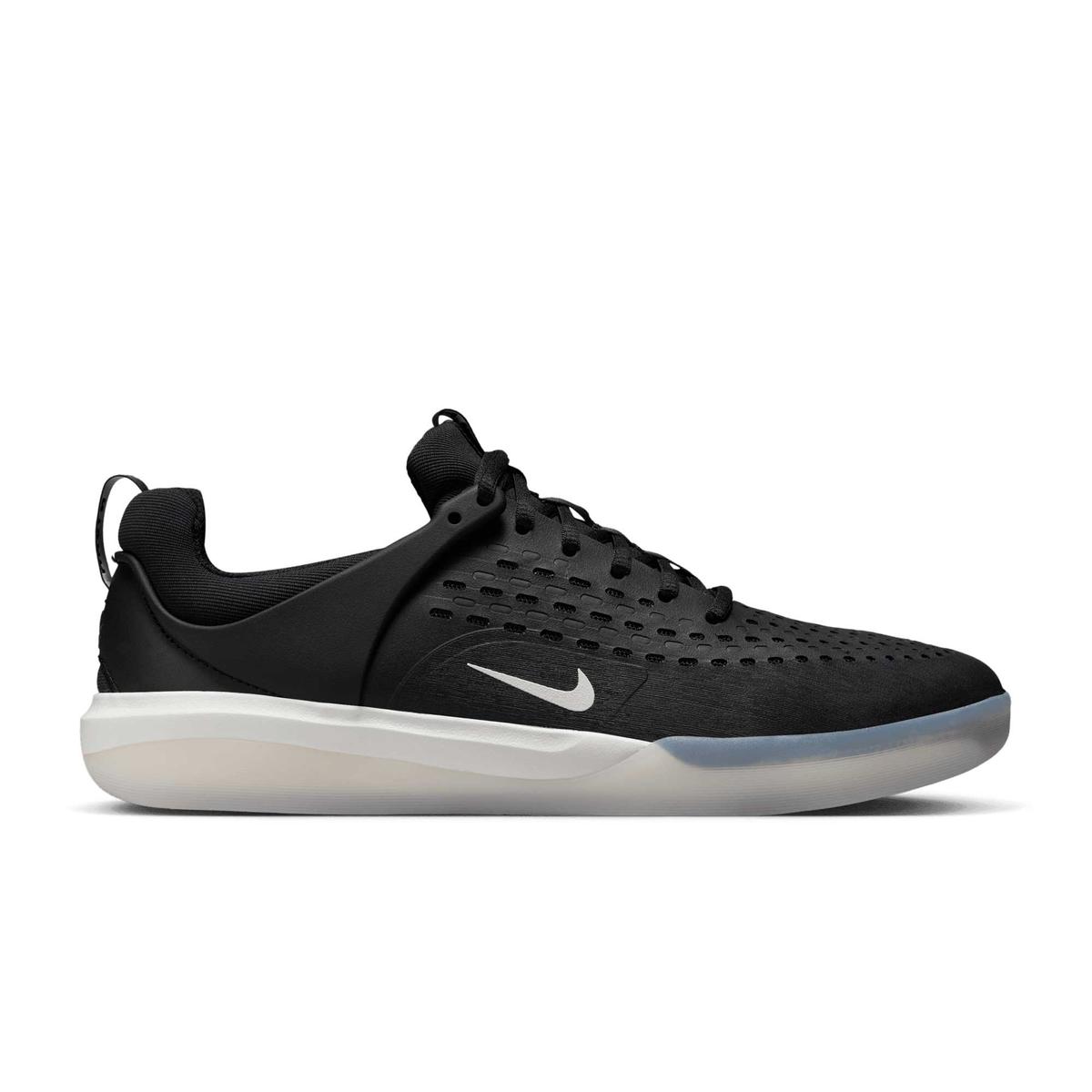 Nyjah 3 Black White