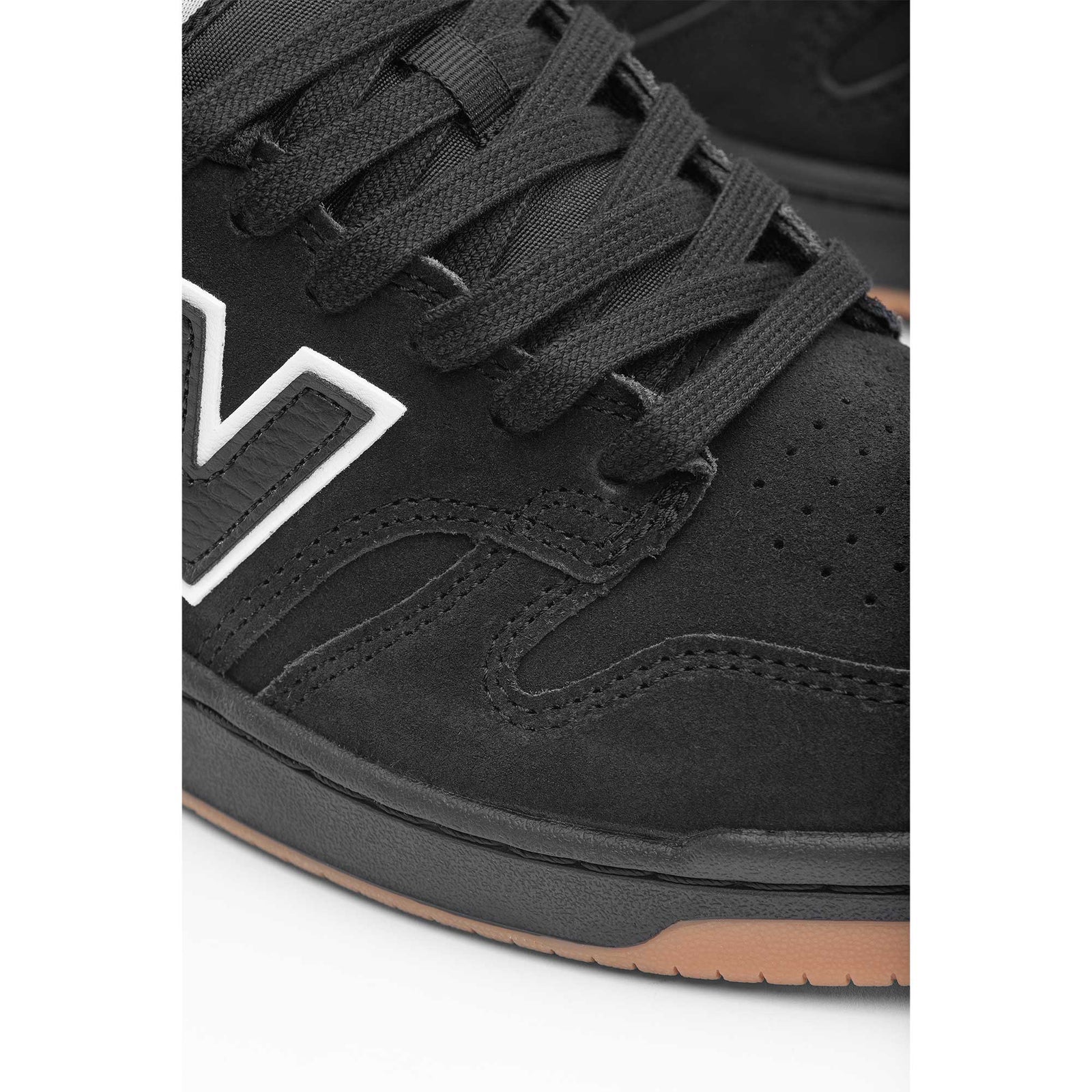 NM480 Black