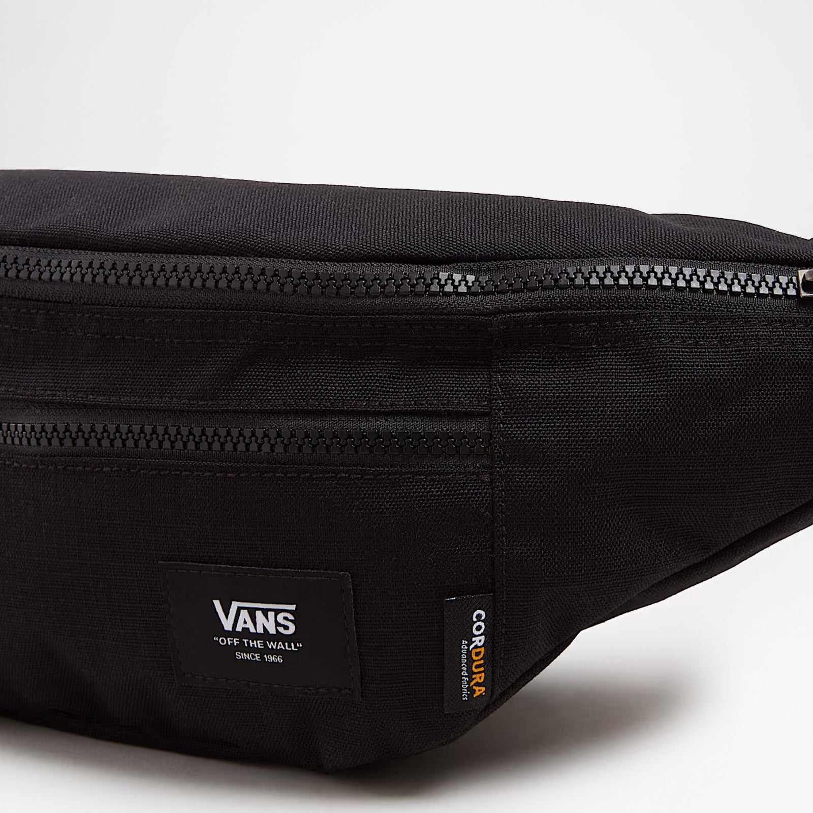 Ward Cross Body Pack Black White