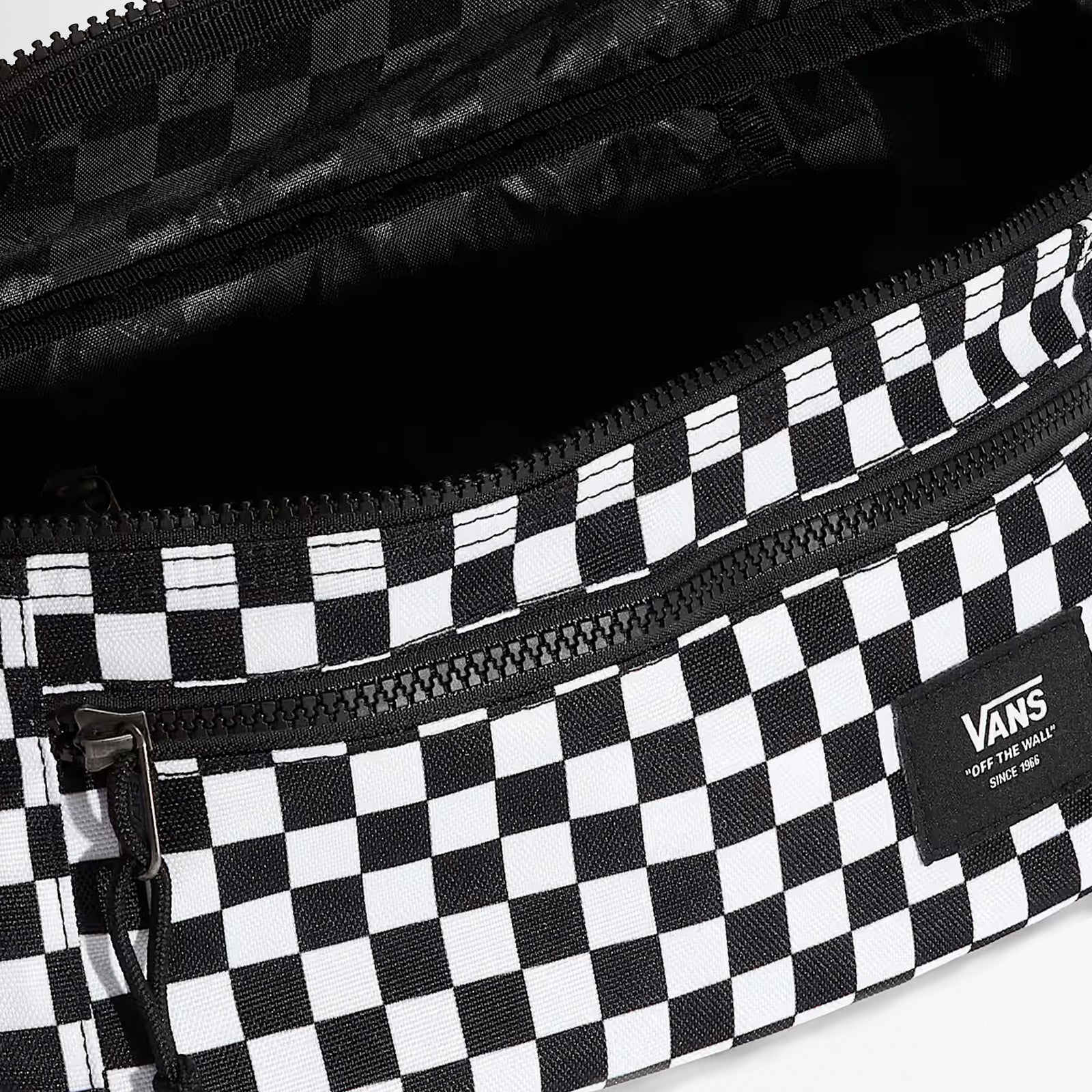 Ward Cross Body Pack Black White