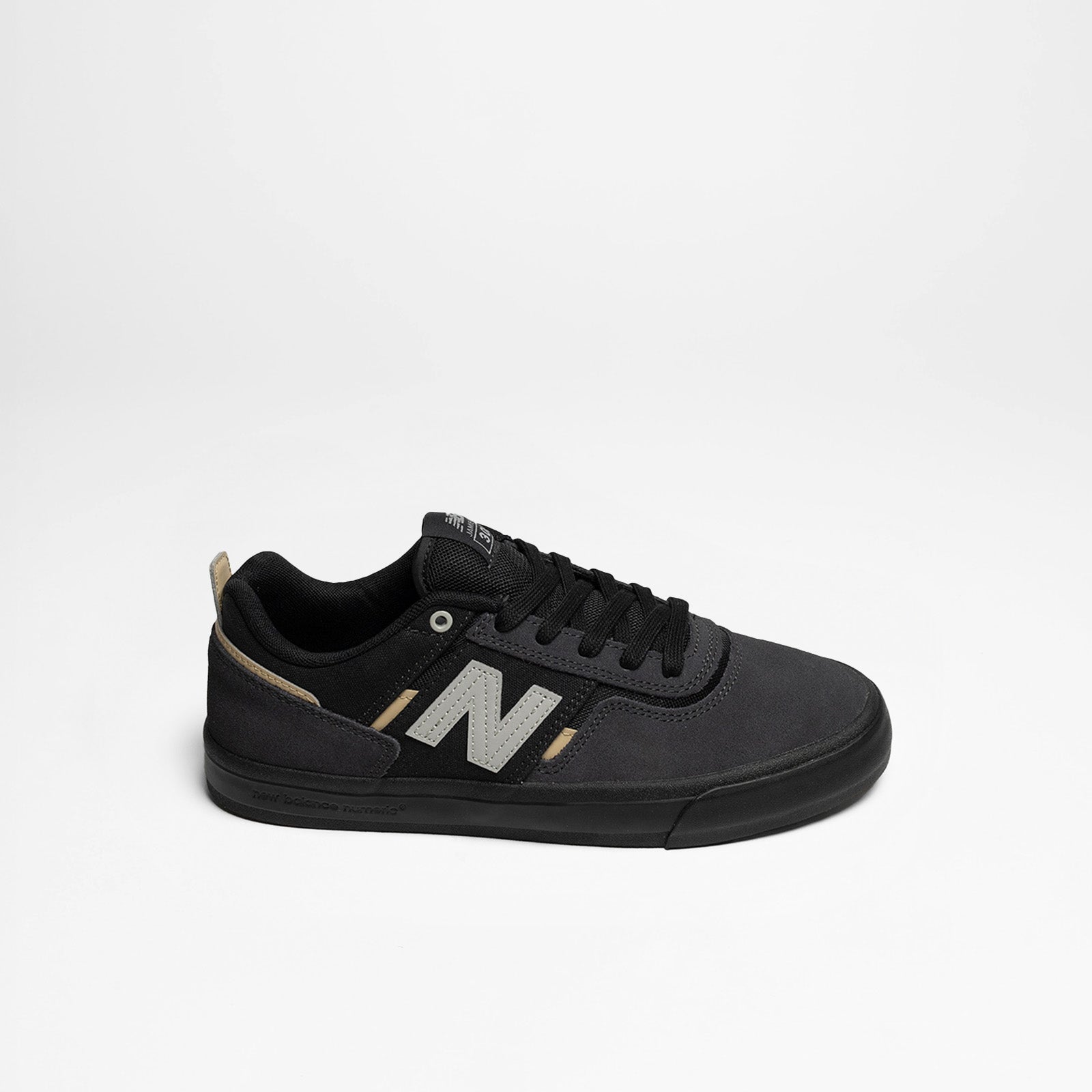NM306JNC Phantom Black