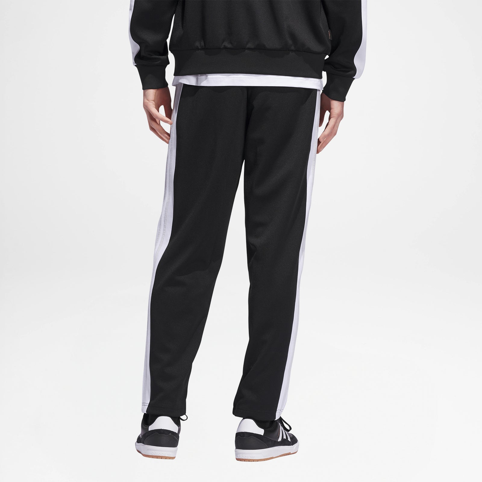 Tyshawn Track Black